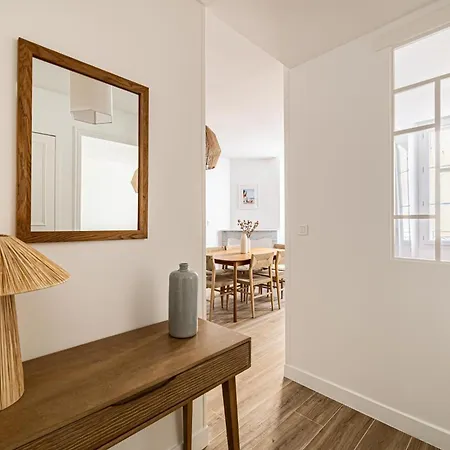 Apartment Beautiful 1br, Heart Of Suquet-cannes - 5min *